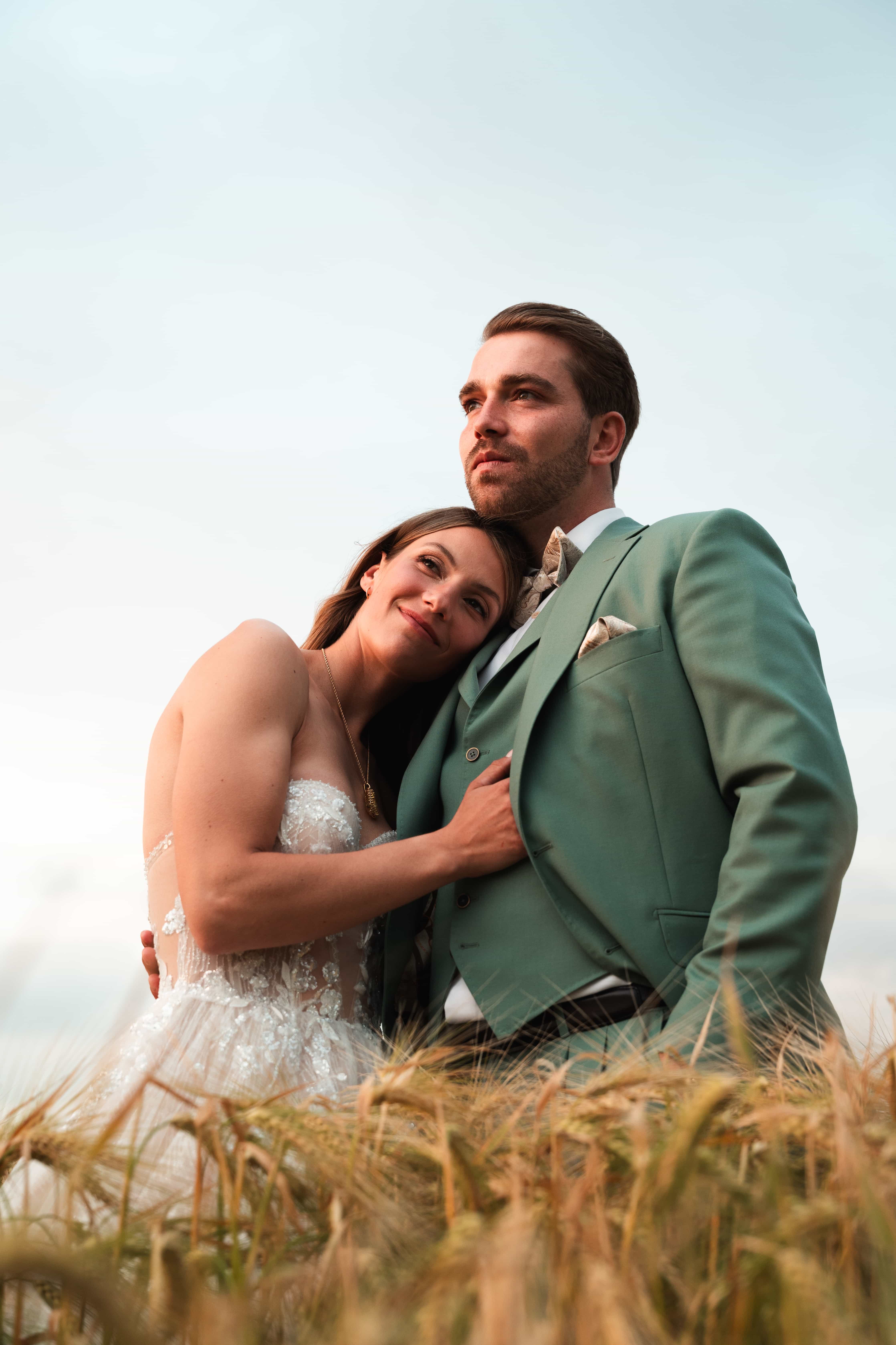 Hochzeitsfotograf Carolin & Sven – Brautpaar lacht gemeinsam